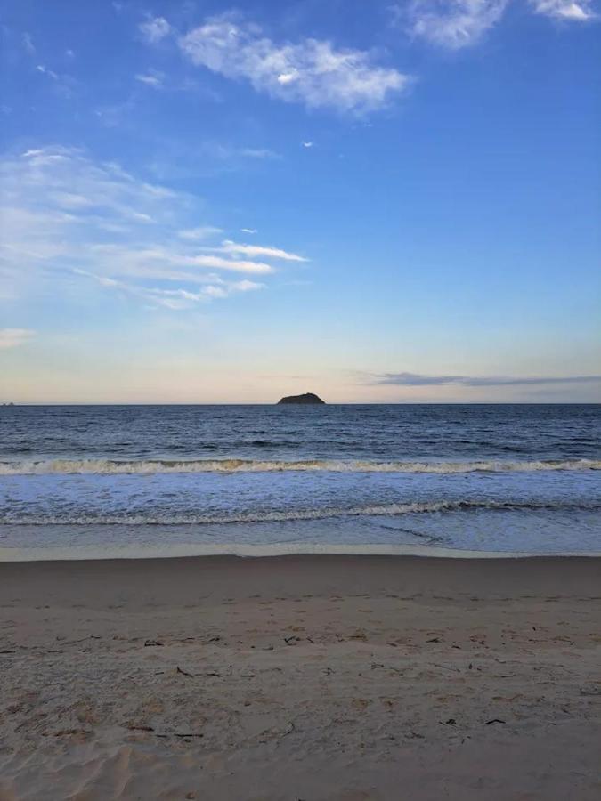 Ape Estilo Resort C/ Pe Na Areia E Vista Mar, Proximo Ao Beto Carrero Piçarras Екстериор снимка